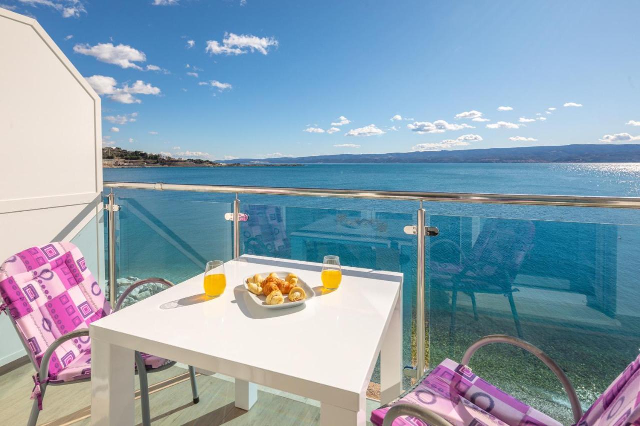 Absolute Beach Holidays Leilighet Dugi Rat Eksteriør bilde